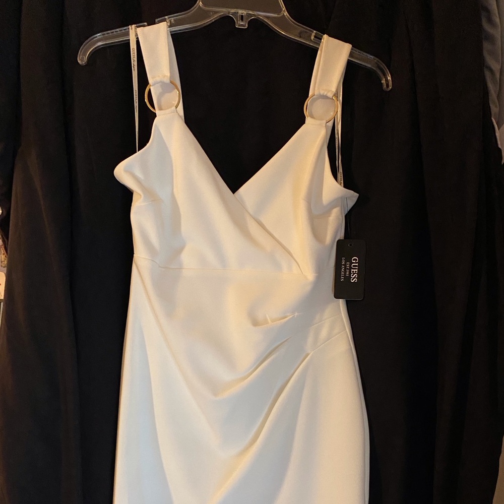 Guess short spring/summer dress in size 2